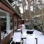 Het Vijverhuisje - Recreation Only Chalet